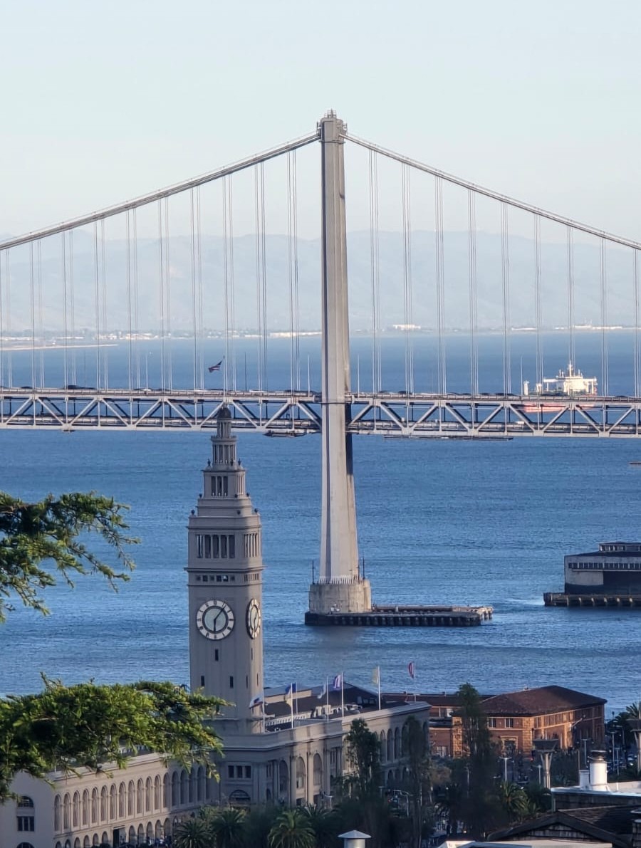 San Francisco Ferry Building and Bay Bridge